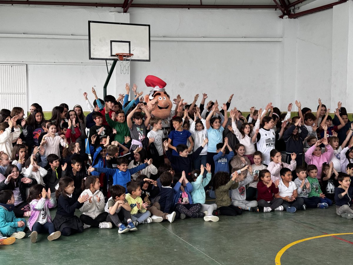 Un romano nunca se rinde!! 👏👏 Gracias por visitarnos en nuestro cole!!!