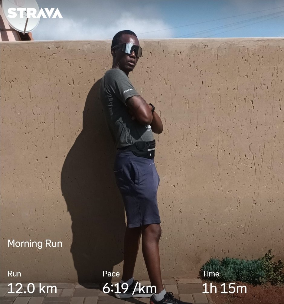 Stix_Rhymez's tweet photo. #nahmean
#enthusiastix
#quikstix
#toprunner
#eliterunner
#getfitordietrying
#lovewhatyoudoanddowhatyoulove
#fortheloveofrunning
#ifyouknowyouknow
#slyza
#didyouruntoday
#werunsoweto
#runningwithtumisole
#sofasigijima
#okletsrun
#footprint_AC
#athleteswithvision https://t.co/t2wy8wOKTG