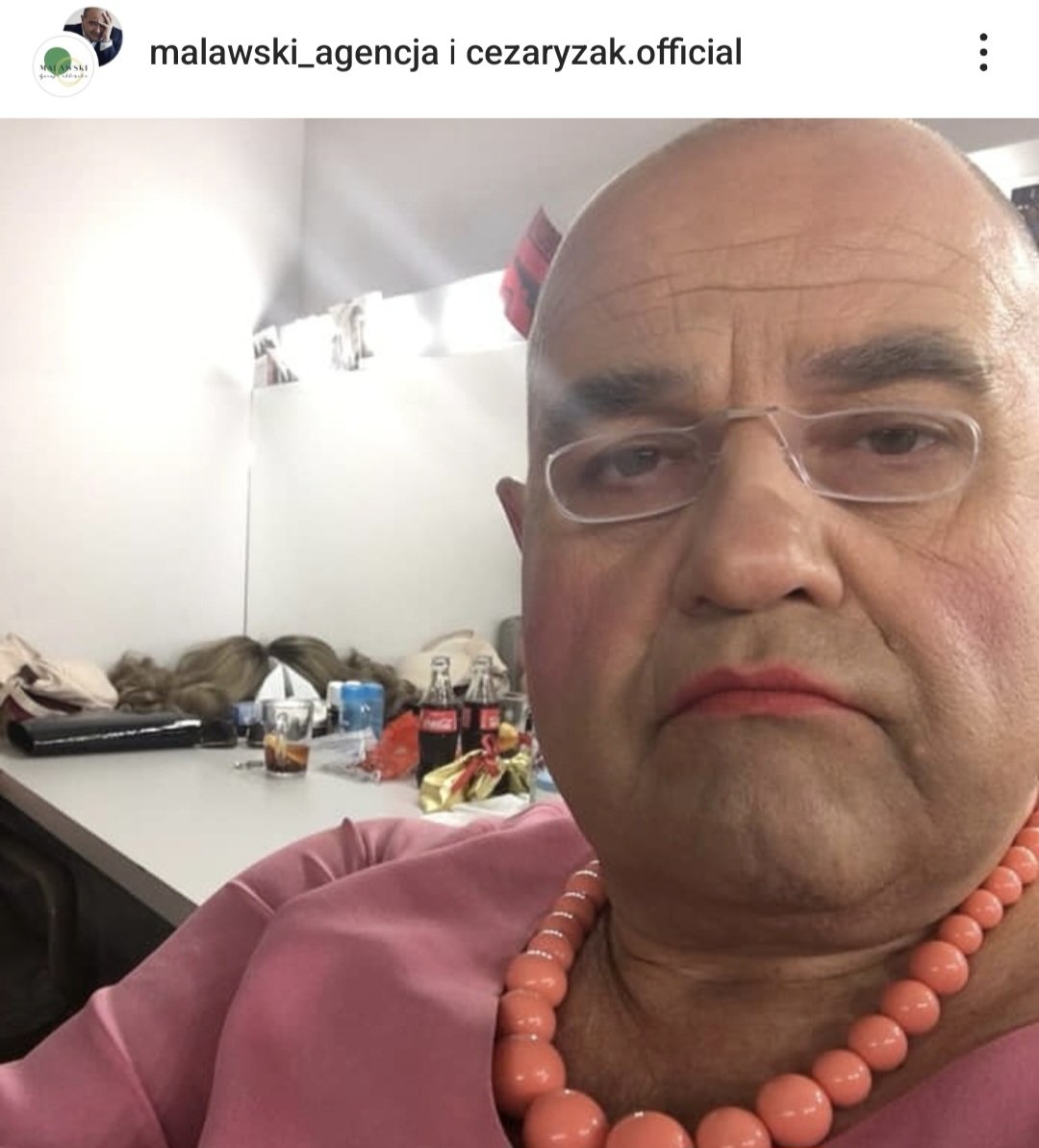 kindaintoit__'s tweet image. POPŁAKAŁAM SIĘ ZE ŚMIECHU