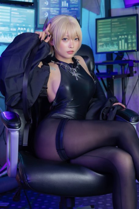 Twitterのコスプレ画像24
