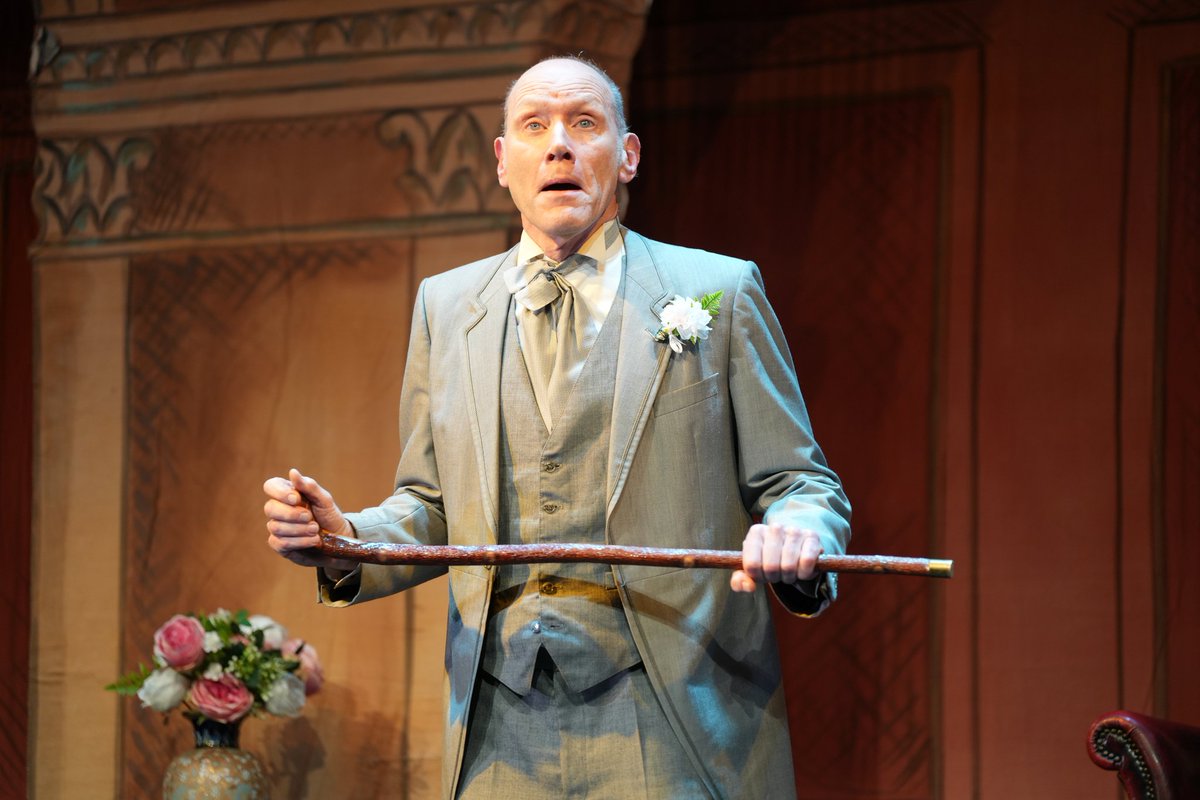 Oxford Theatre Guild tweet media