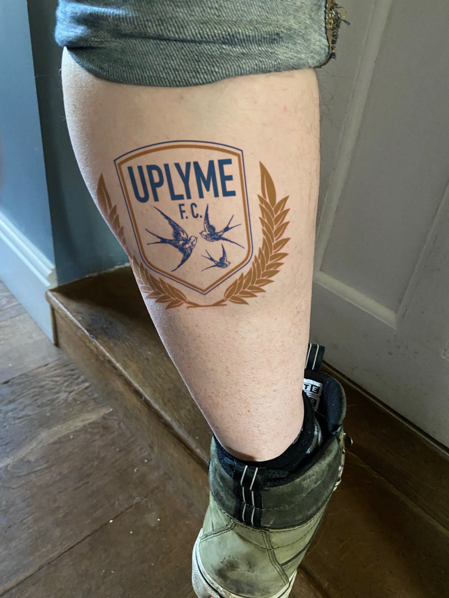 Had this done this morning. Painful, but worth it
<a href="/FcUplyme/">Uplyme_FC</a> #UFCtattoo