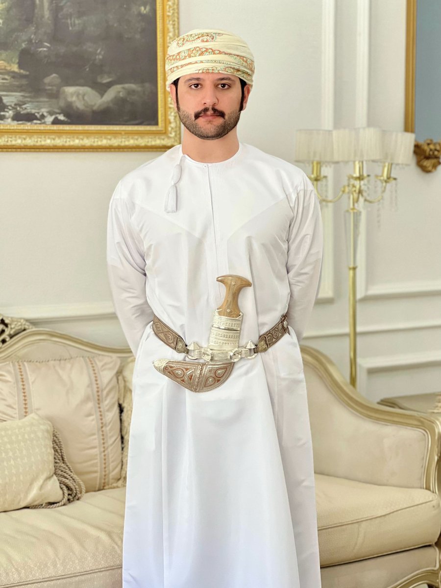 jihad3O's tweet photo. كلُ عام و أنتم بخير⚜️.

 #السلطان_هيثم_بن_طارق
#عيد_الفطر_المبارك https://t.co/Gn5pOvHL3G