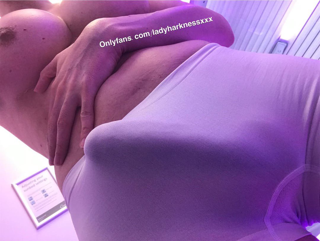 Trans girl bulges tweet media