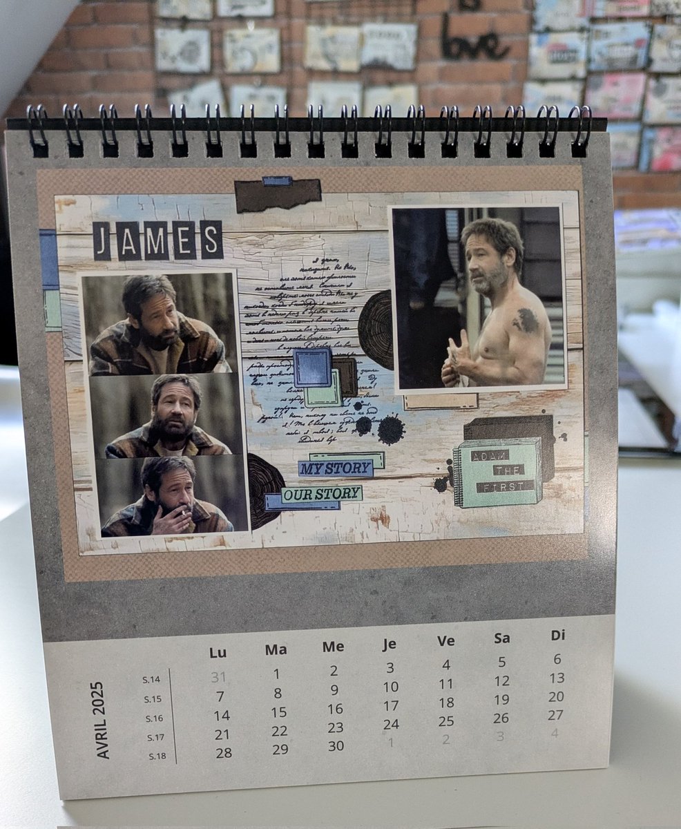 VavieC's tweet photo. April 🌦️☘️🌈🌱
#davidduchovny
#fanart
#adamthefirst
#duchovnycharacters https://t.co/DzF1xzoWbN