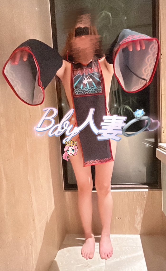 愚人節 小母狗特別餓🫦😋
我要跳過來吸精😈😈😈

💋#onlyfans
💋#Fansone
💋#人妻 https://t.co/Dke9vO46ue