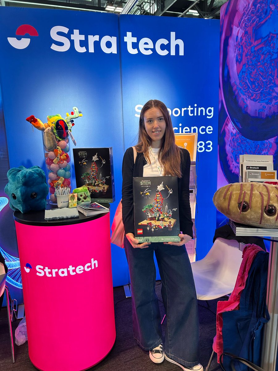 Stratech Scientific (@stratech_uk) on Twitter photo Our first winner of our new prize!
Congratulations Daniela from <a href="/AtomicVirology/">Stephen Graham's Lab</a> 🥳🌟
Can't wait to see the build 😀
We still have prizes to be won - drop by booth 7!
#Microbio25 <a href="/MicrobioSoc/">Microbiology Society</a> Our first winner of our new prize!
Congratulations Daniela from <a href="/AtomicVirology/">Stephen Graham's Lab</a> 🥳🌟
Can't wait to see the build 😀
We still have prizes to be won - drop by booth 7!
#Microbio25 <a href="/MicrobioSoc/">Microbiology Society</a>
