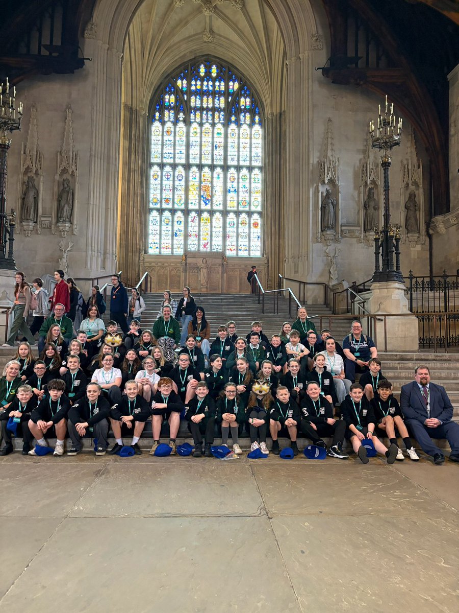 Holly Grove Primary Academy (@hollygrovepsch) on Twitter photo Year 6 trip to Parliament! First stop of the day a meeting with <a href="/DaveR_Lichfield/">Dave for Lichfield, Burntwood & the Villages</a> our MP! Then off to House of Commons and the House of Lords! #learningisfun Year 6 trip to Parliament! First stop of the day a meeting with <a href="/DaveR_Lichfield/">Dave for Lichfield, Burntwood & the Villages</a> our MP! Then off to House of Commons and the House of Lords! #learningisfun