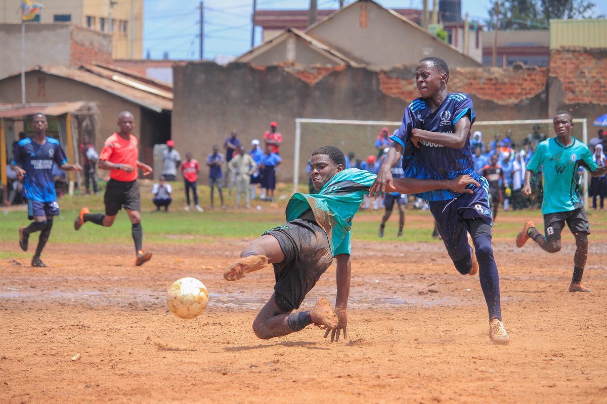 USSSAOnline's tweet photo. Wakiso District Boys Football Qualifiers || Aggrey Zone 

Third Place Play-Off
Full Time 
Zzana Mixed School 2-0 Ndejje High School

⚽️⚽️ Kazungu Ibrahim

•Zzana Mixed School qualifies for the Wakiso Zonal Qualifiers as second runners up.

#USSSADistrictQualifiers https://t.co/KF6IOU0SwD