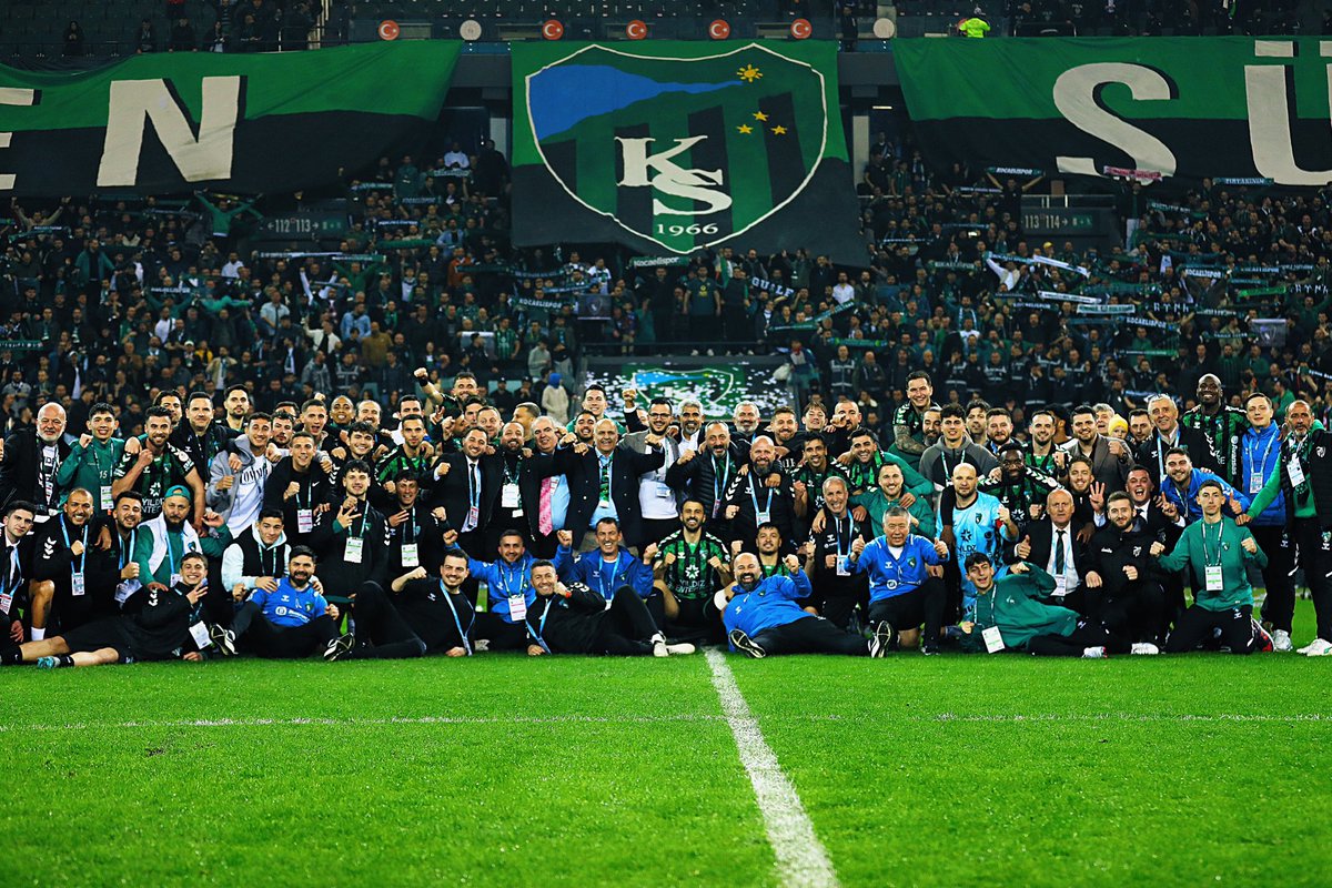 Aile 💚🖤