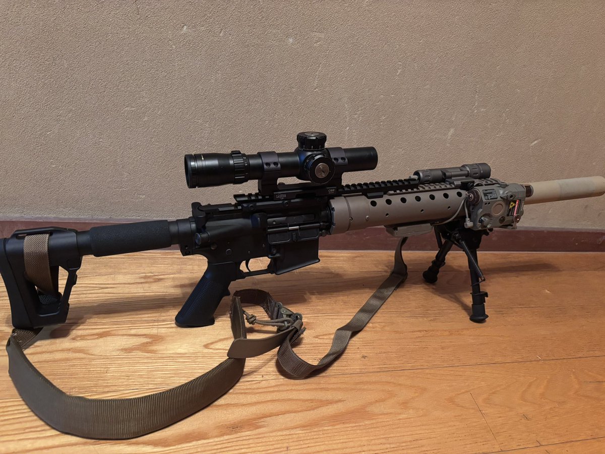 doritosu0902's tweet photo. #MK12ModH
ようやく完成した、ハンドガードを実にして、レシーバーをWII TECHのA1レシーバーに交換しました。 https://t.co/2j7Mi9sIMF