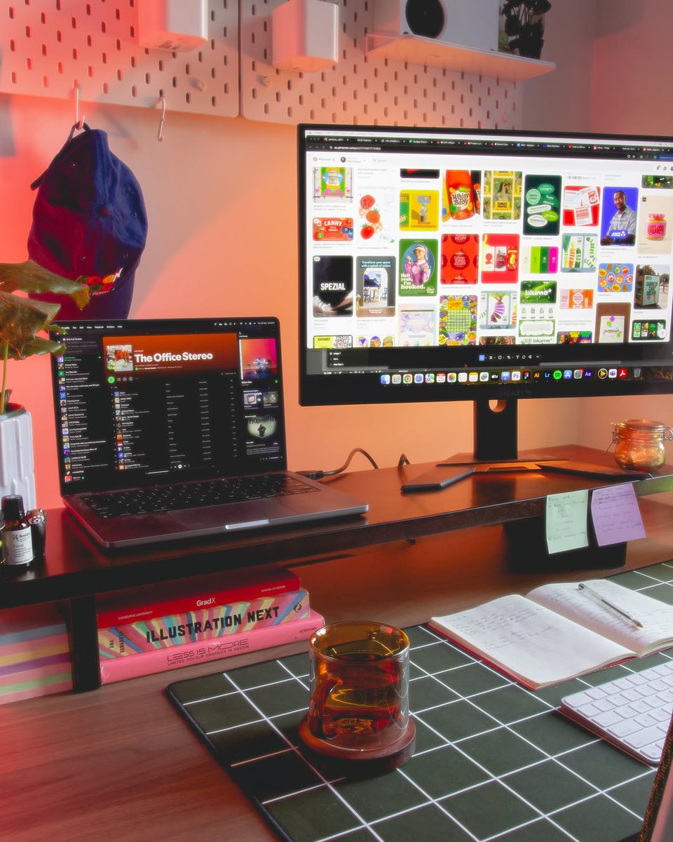 Level up your desk game with LIFX smart lights! Whether you're grinding in your favorite game or dialing in that perfect workspace vibe, LIFX’s ultra-bright, vibrant colors make every moment feel more immersive With the LIFX app, customizing your light.