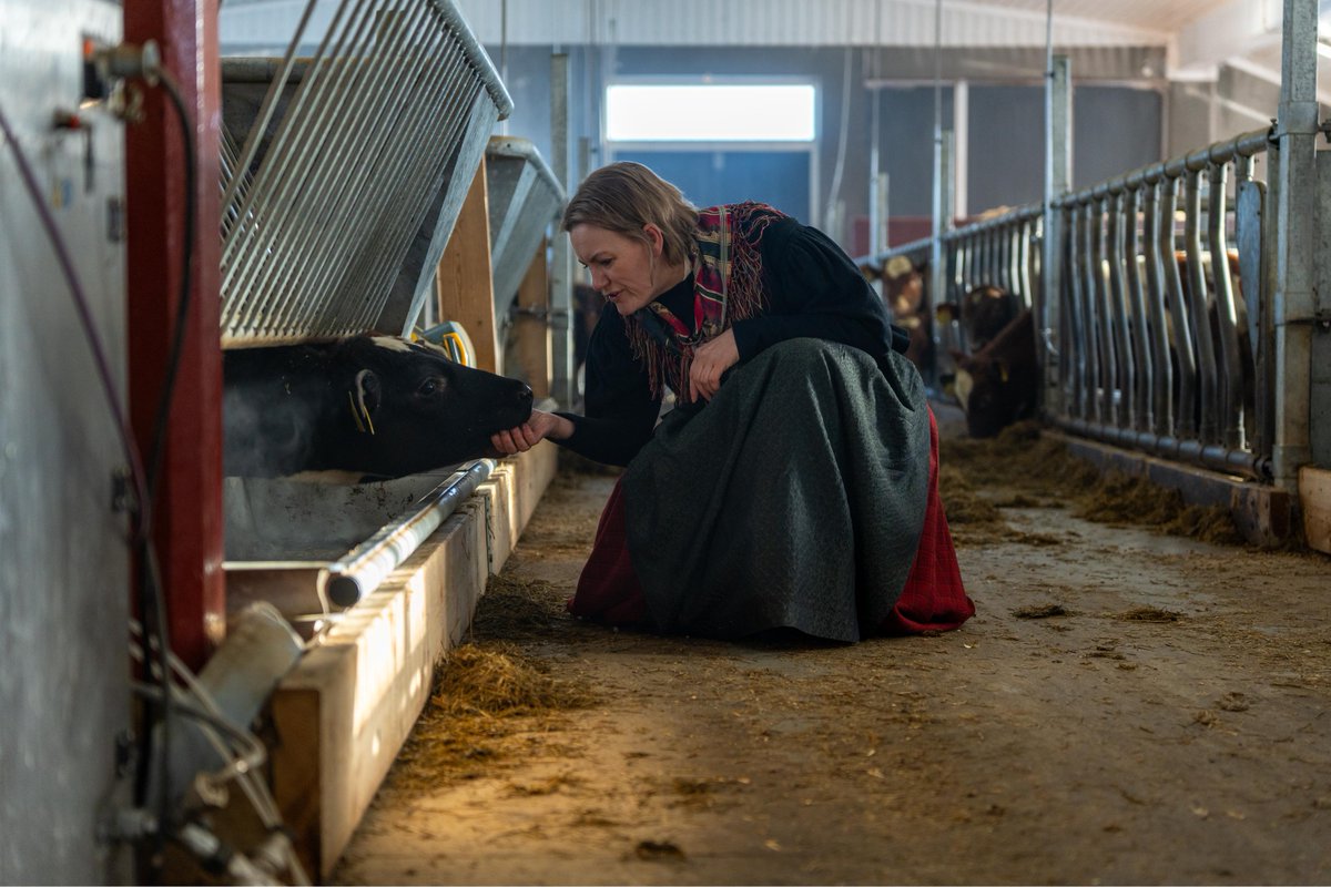 GRASSCEILING_EU's tweet photo. Anita Galåen: "It's important to find a balance, and ensure that your work enhances your life instead of consuming it."
🌱 Discover how Anita is transforming #foodproduction with her project, using #localresources and fostering community.
More: https://t.co/iyFTdrqgOb https://t.co/QRXeOXADIa
