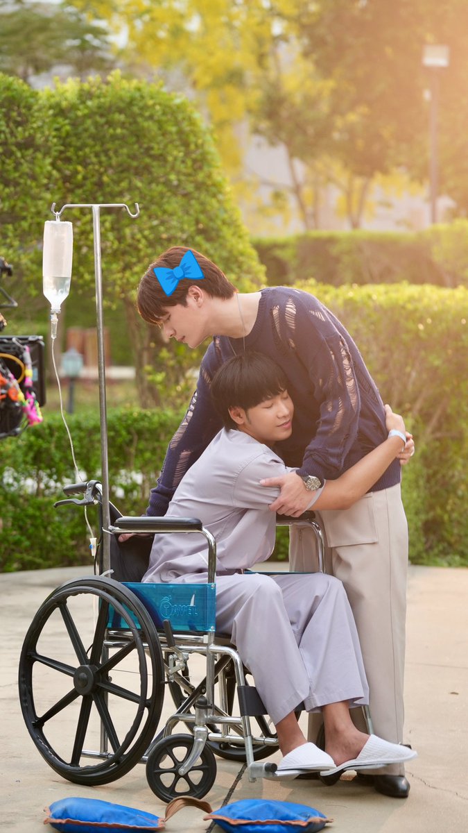 Cherry40629692's tweet image. อืม...ติดโบให้แล้ว

#TheExMorning
 #GMM
#คริสสิงโต