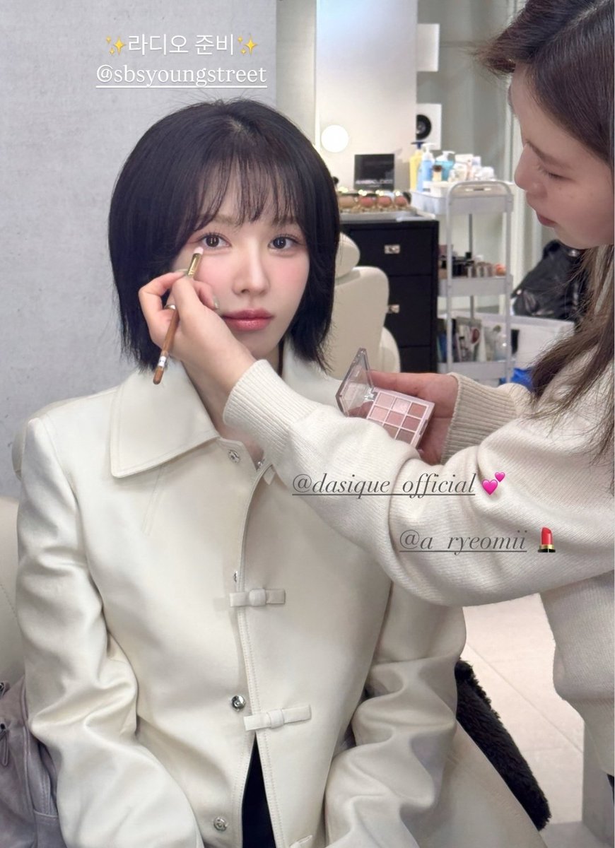 SWani0221's tweet photo. 땨 지금 완토리를 준다고? https://t.co/HGM9OoFY9u