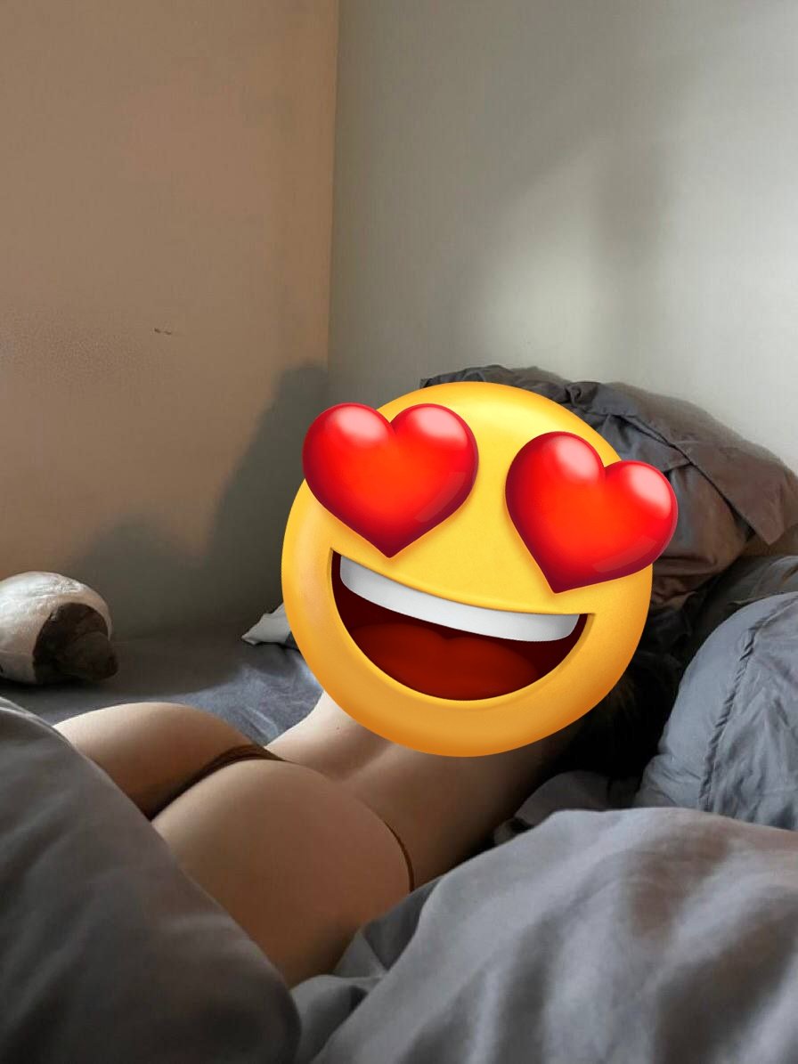 Các anh zai Đà Nẵng đâu? Vac chim qua ỉn vào mông em đi.