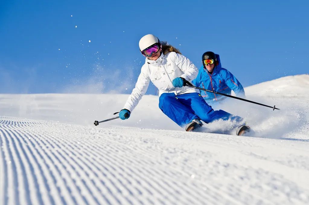 Why not try 5 different types of skiing in Norway this winter? buff.ly/d1mn1eD
#nordic #telemark #alpine #skijump #norway #skiingnorway #norwayski <a href="/norway/">Norway News</a>