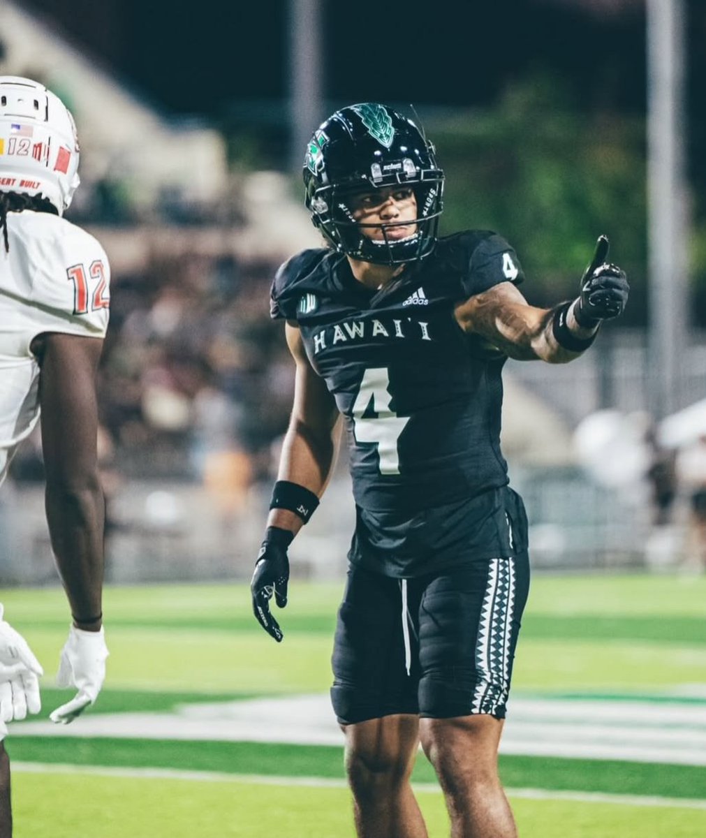 AaronWilson_NFL's tweet photo. #Texans invited Hawaii @HawaiiFB  all-conference defensive back Cam Stone (Angleton, five career interceptions) to their local prospect day April 11 . Repped by The Familie @TheFamilie_ https://t.co/OINjFaavc8