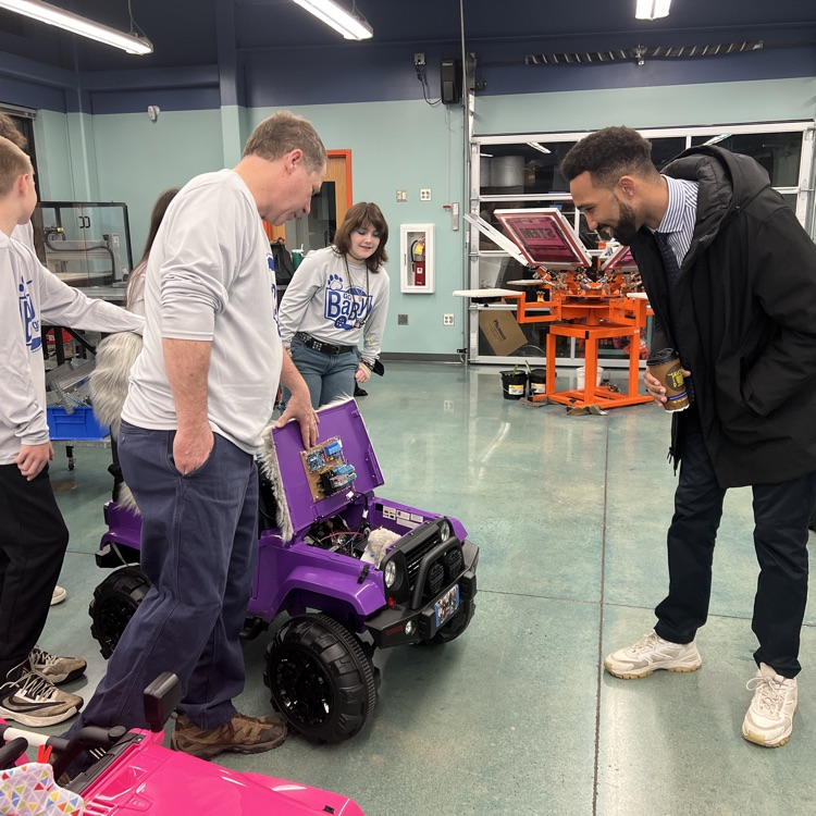 Edgewood Middle School tweet media