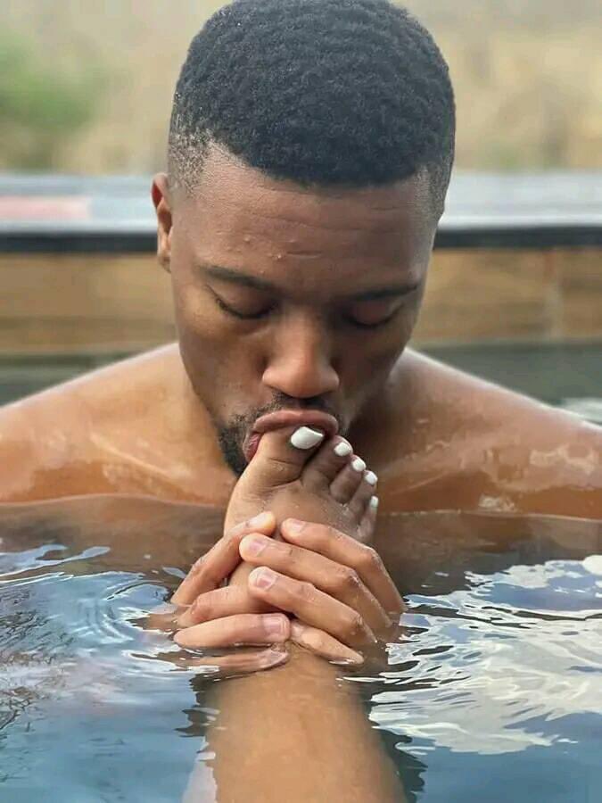 Ghetto_kd's tweet image. Call me a villager but I can never do thus for love😂😂🙌