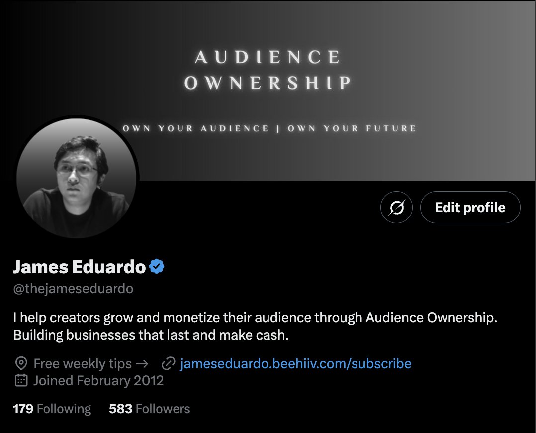 Woke up with 580 followers.

2 weeks ago I just crossed 500.

Might hit 600 today and it's all because of you guys.

Thank you.