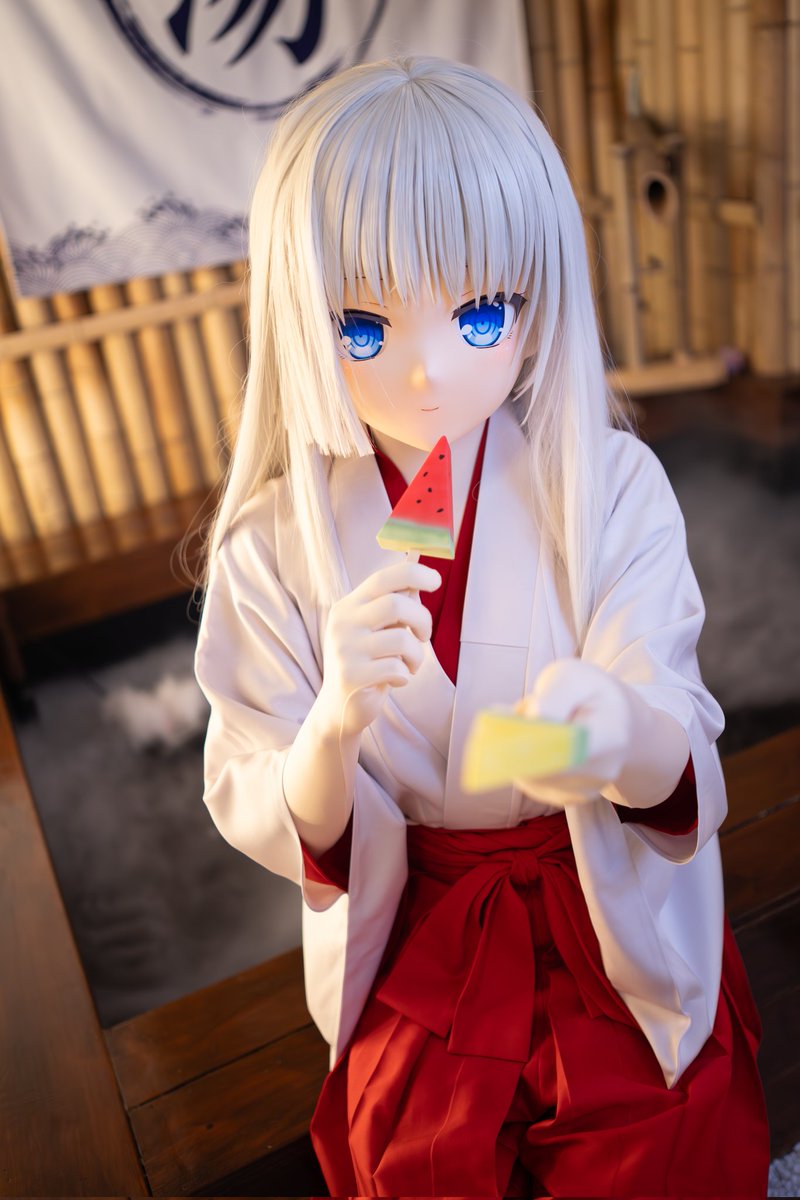🍉一起吃棒冰吧～
📷: <a href="/Ruri_Kuuuuuri/">万能魔法师｜阿龙</a>