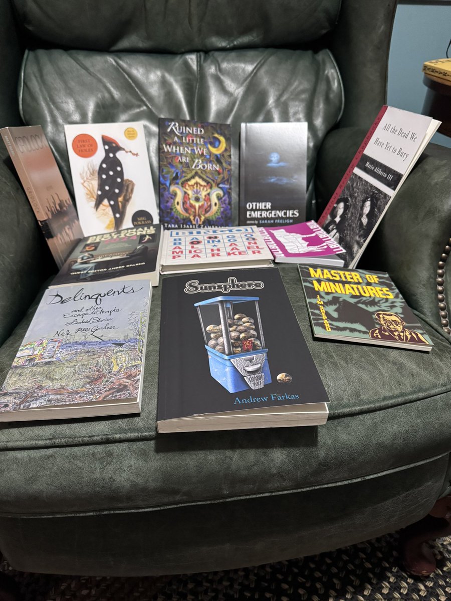 TommyDeanWriter's tweet photo. Big love for stories at #awp25 https://t.co/XZZUNKmfVS