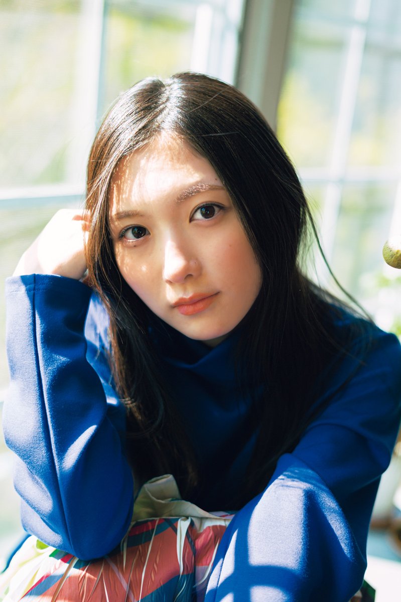 櫻坂46、「週刊少年マガジン」3号連続登場ラストの表紙・巻頭は山下瞳