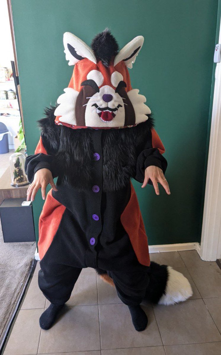 RioFluffButt's tweet image. Red Panda that will be available at @FurDUcon !