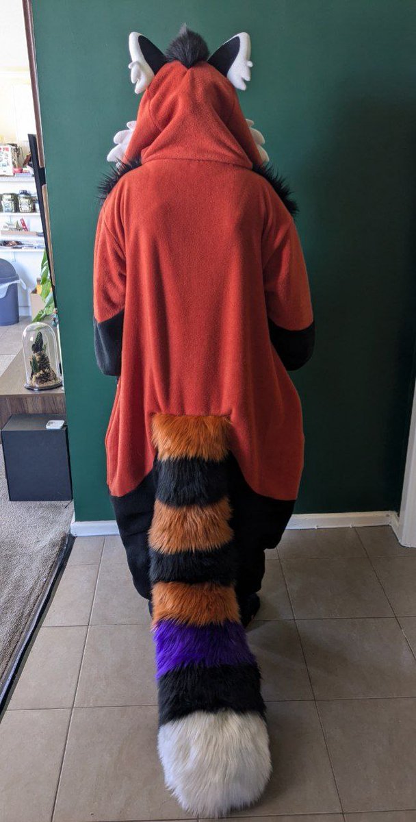 RioFluffButt's tweet image. Red Panda that will be available at @FurDUcon !