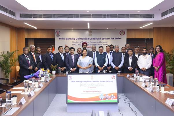 PIB_India's tweet photo. EPFO Expands Banking Network, 15 Additional Banks Empanelled for Collection of EPFO Contributions Taking Total Number to 32 Banks

EPFO 3.0 will make EPFO as Accessible and Efficient as Banks: Union Minister @mansukhmandviya 

Read here: https://t.co/sp030x8GAZ https://t.co/JYkPrzaA1P
