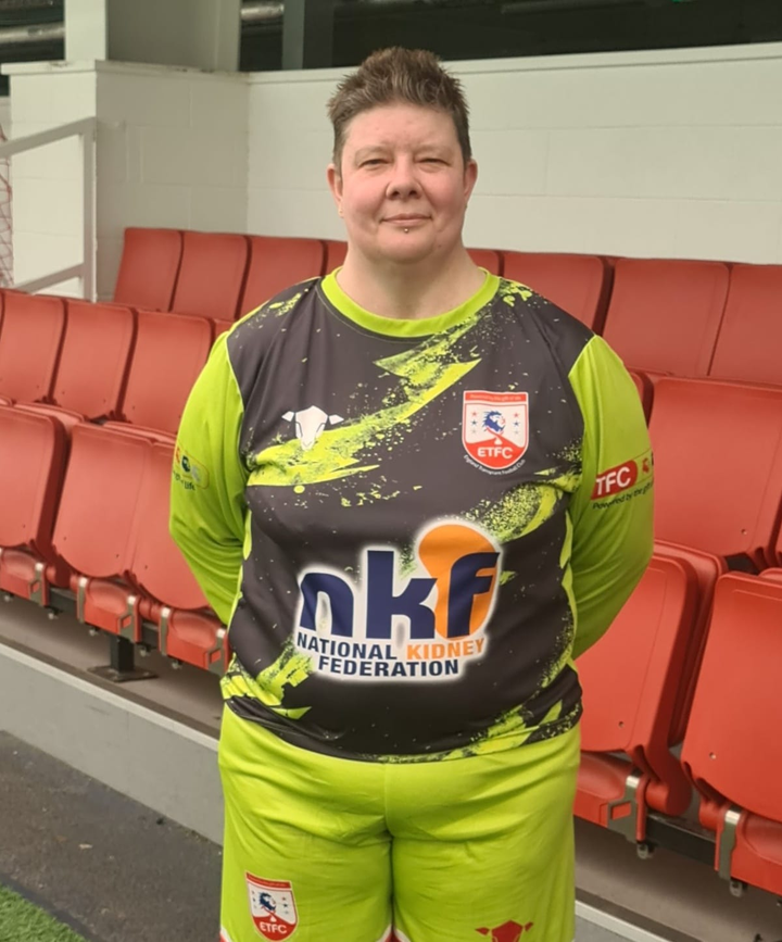 After a life-changing kidney transplant in 2020, AJ has excelled in football, playing for ECFC Ability Women &amp; England Transplant Team. Now, she’s competing at the British Transplant Games!

Let’s help her get there:
ow.ly/VZek50VsebN

@FoxFyrePhotos  @officialECFC
#ECFC