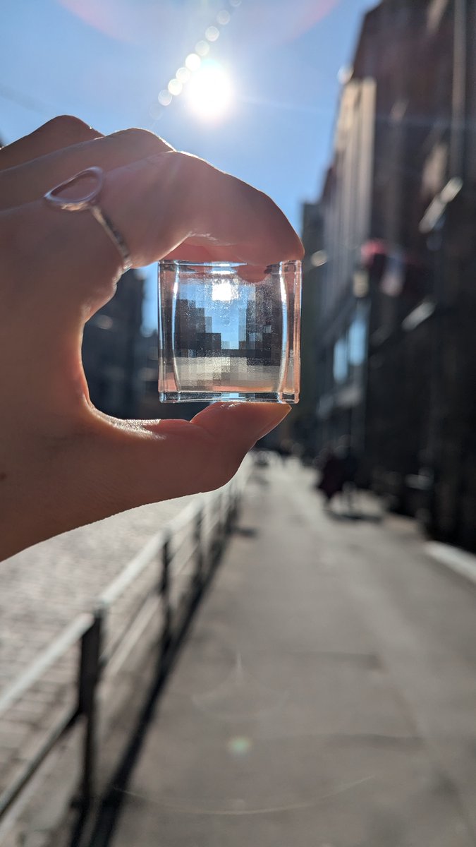 Got a funny toy from <a href="/pixeluxe88/">PixeLuxe</a>
Pixelating a world around me 😁 #pixelart