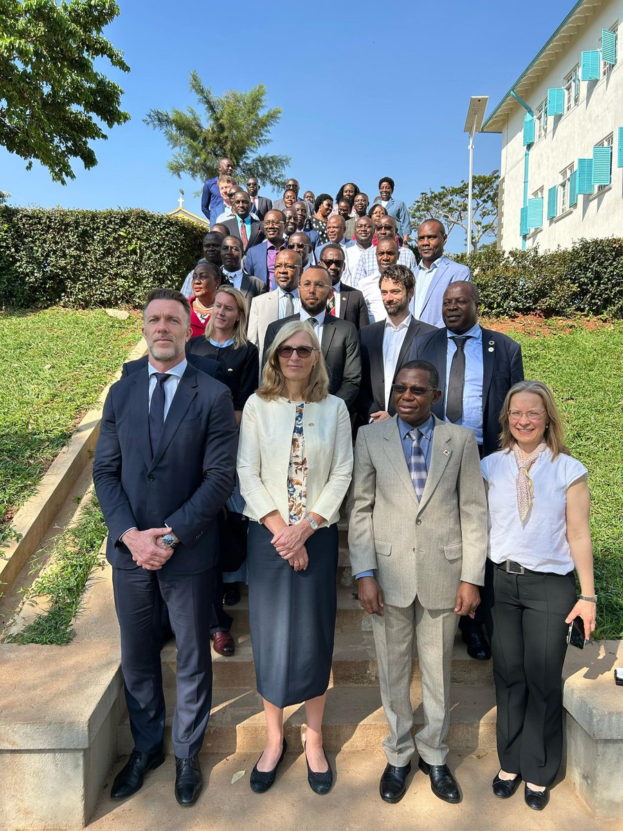 NorAmbTZ's tweet photo. 🇳🇴Norway is proud to appoint Jimmy D. Mugerwa as our Honorary Consul in 🇺🇬Uganda. We value our strong ties in energy and education, and recognise Uganda’s key role as a leading host of refugees in the region.🇳🇴🤝🇹🇿 https://t.co/oWWEmxgbEp
