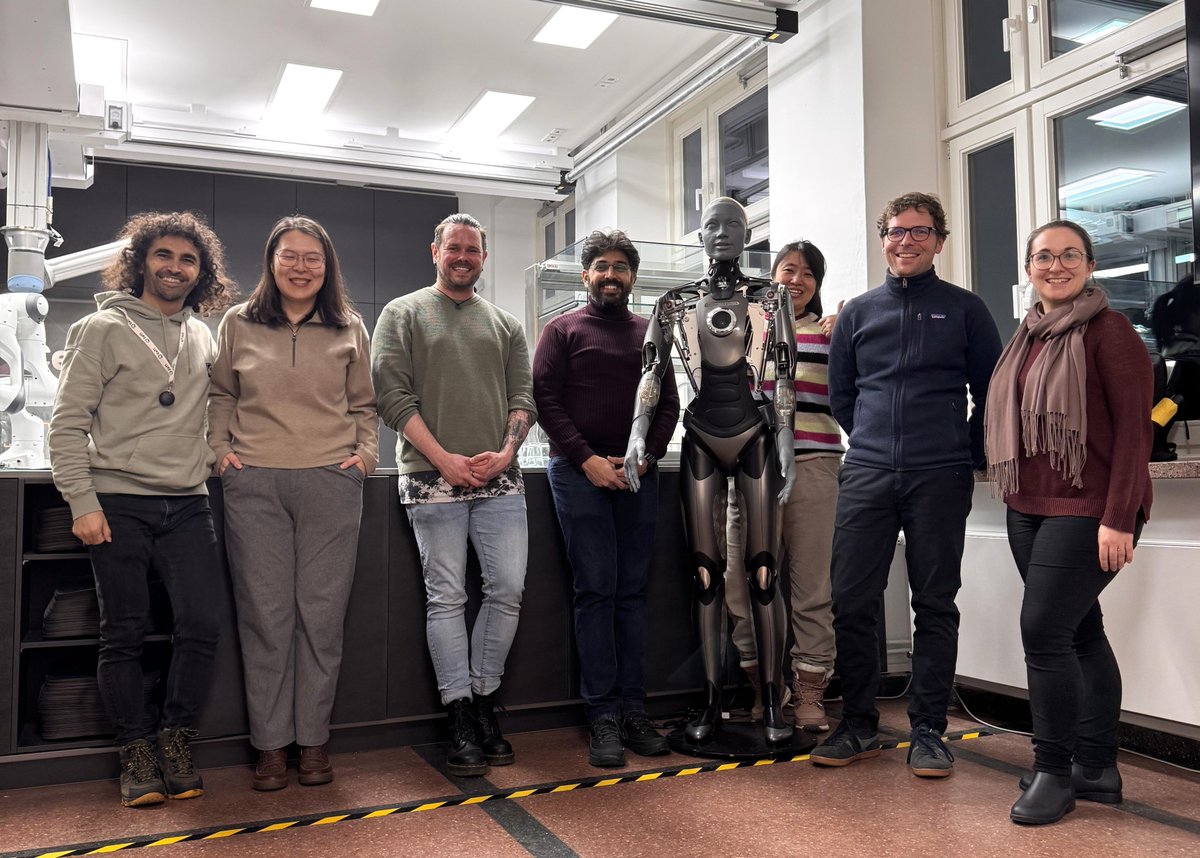 Tactile Internet (@tactileinternet) on Twitter photo 𝗖𝗲𝗧𝗜 𝗵𝗼𝘀𝘁𝘀 𝘁𝗵𝗲 𝗣𝗼𝘀𝘁𝗱𝗼𝗰 𝗖𝗼𝘂𝗻𝗰𝗶𝗹! 🏛️🔬
Postdoc Councilof <a href="/tudresden_de/">TU Dresden</a> met at CeTI!
As part of the Graduate Academy, this elected body represents postdocs across the university. A great opportunity for exchange and collaboration!
<a href="/dfg_public/">DFG public | @dfg_public@wisskomm.social</a> 𝗖𝗲𝗧𝗜 𝗵𝗼𝘀𝘁𝘀 𝘁𝗵𝗲 𝗣𝗼𝘀𝘁𝗱𝗼𝗰 𝗖𝗼𝘂𝗻𝗰𝗶𝗹! 🏛️🔬
Postdoc Councilof <a href="/tudresden_de/">TU Dresden</a> met at CeTI!
As part of the Graduate Academy, this elected body represents postdocs across the university. A great opportunity for exchange and collaboration!
<a href="/dfg_public/">DFG public | @dfg_public@wisskomm.social</a>