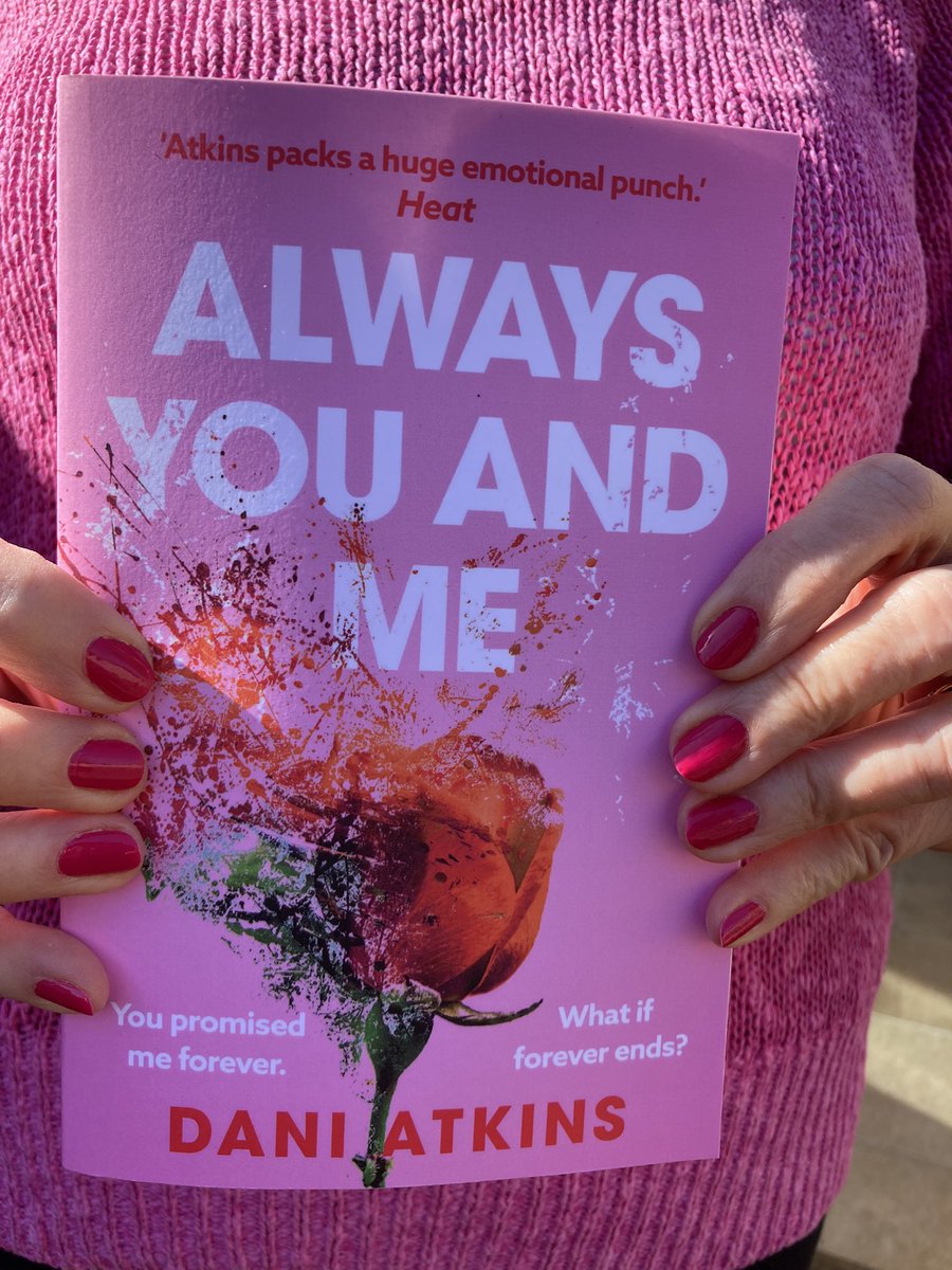 It’s publication day for Always You and Me, so of course I had to make sure my top and my nails matched the book cover.

amzn.eu/d/dpyT2Mt