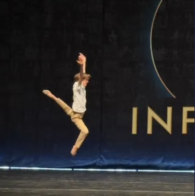 iamrachellith's tweet image. Who knew a two-dollar prize at a school dance competition could cause such drama? 🙄 One shot, no pressure, but still... #DanceDrama #CompetitionLife bit.ly/43x8Cpq #iamrachellithgow,