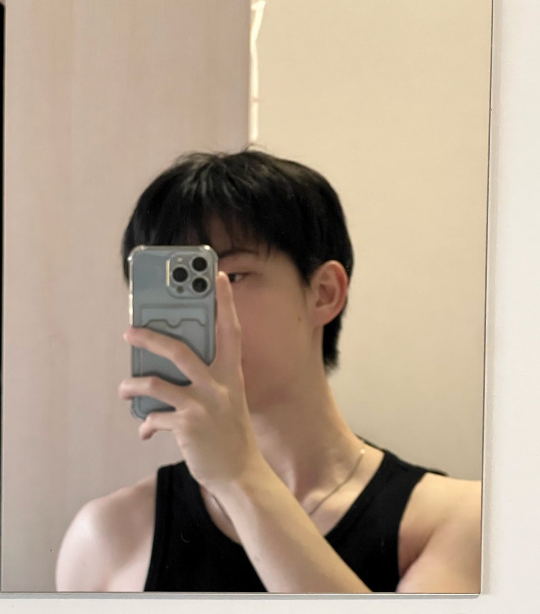 Tai_tnp's tweet photo. กลับไปเป็นเด็กก ✨
#taitnp https://t.co/VOYssW6Lhi