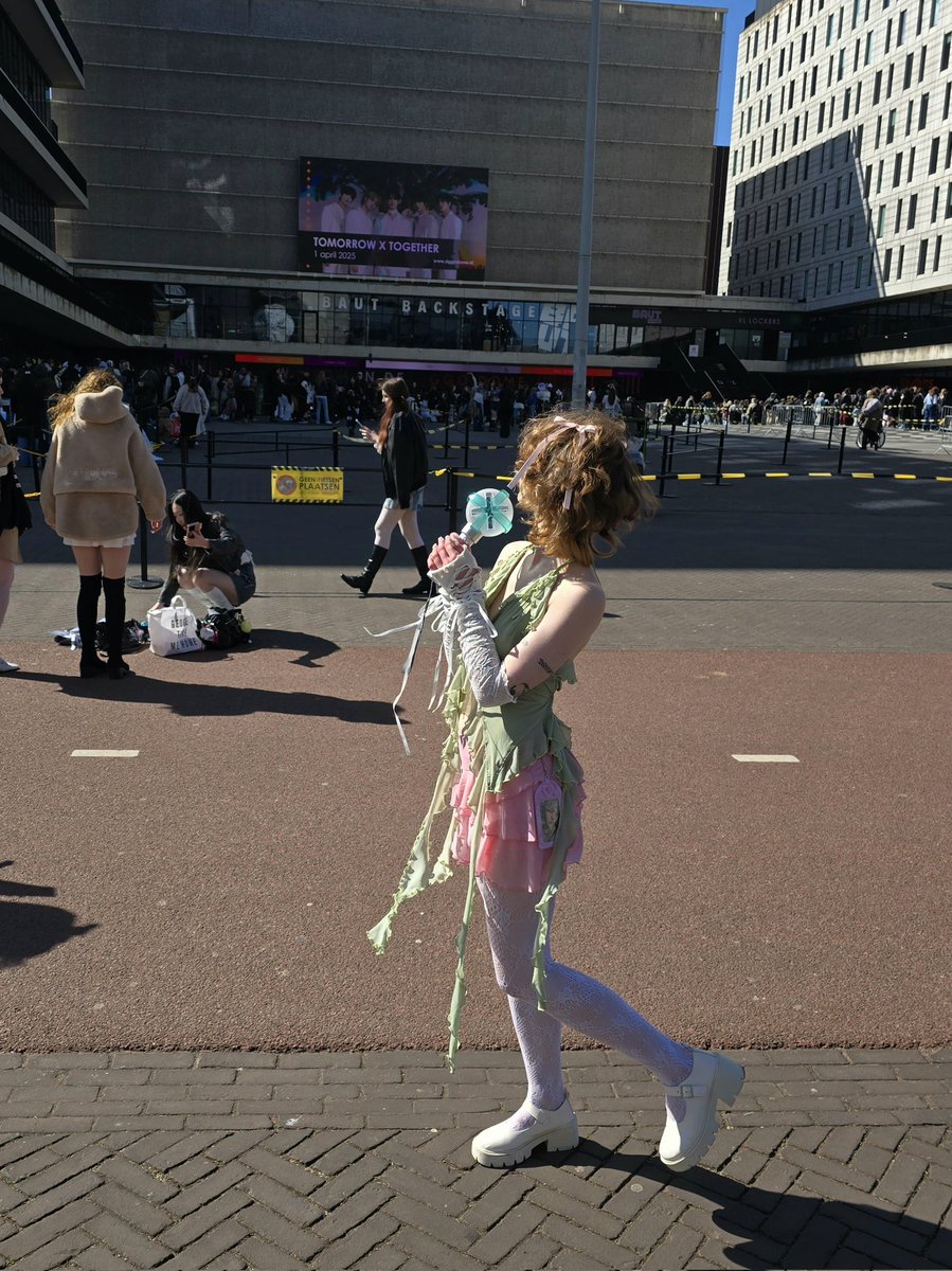 softhyuckkie's tweet image. ready to see my txt🫶🏼 #TXTinAmsterdam