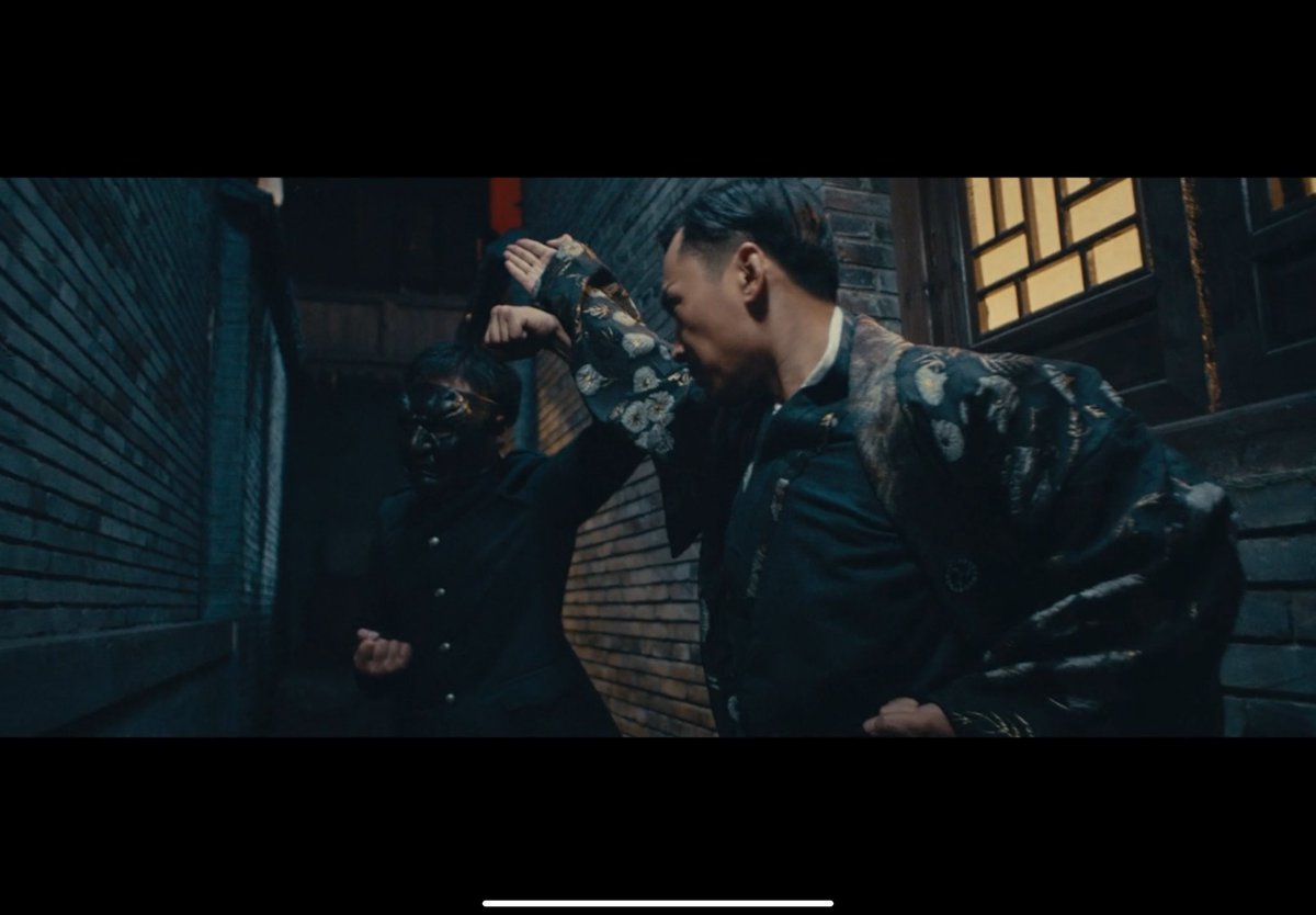 drunkenBouddha's tweet photo. #NowWatching Fist of Legend 2019 aka Jing Wu Chen Zhen (Dir. Liu Chun) #kungfu #karate #martialarts #bruceploitation #jetliploitation #ChenZhen #tubi #bushido #ninja Tiger Xu Huang Wei Ting Wang Jiu Sheng Jason Wong Ye Xin Yu “Japanese Occupation” https://t.co/WpvFI1Lkk7