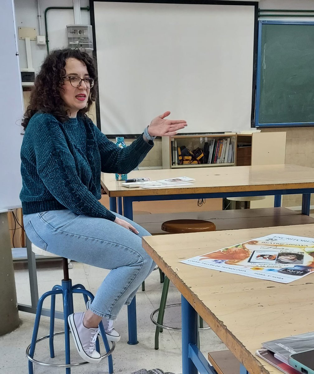 El pasado jueves 27 de marzo nos visitó Beatriz Minaya para hacer un taller de poesía dentro del programa Escritores Docentes. Una actividad muy enriquecedora que desde aquí aconsejo a todos los Centros.+ info: arquitectosdepalabras.blogspot.com
<a href="/cepcordoba/">CEP Córdoba</a> <a href="/BECREA_CORDOBA/">Red BECREA_CÓRDOBA</a>