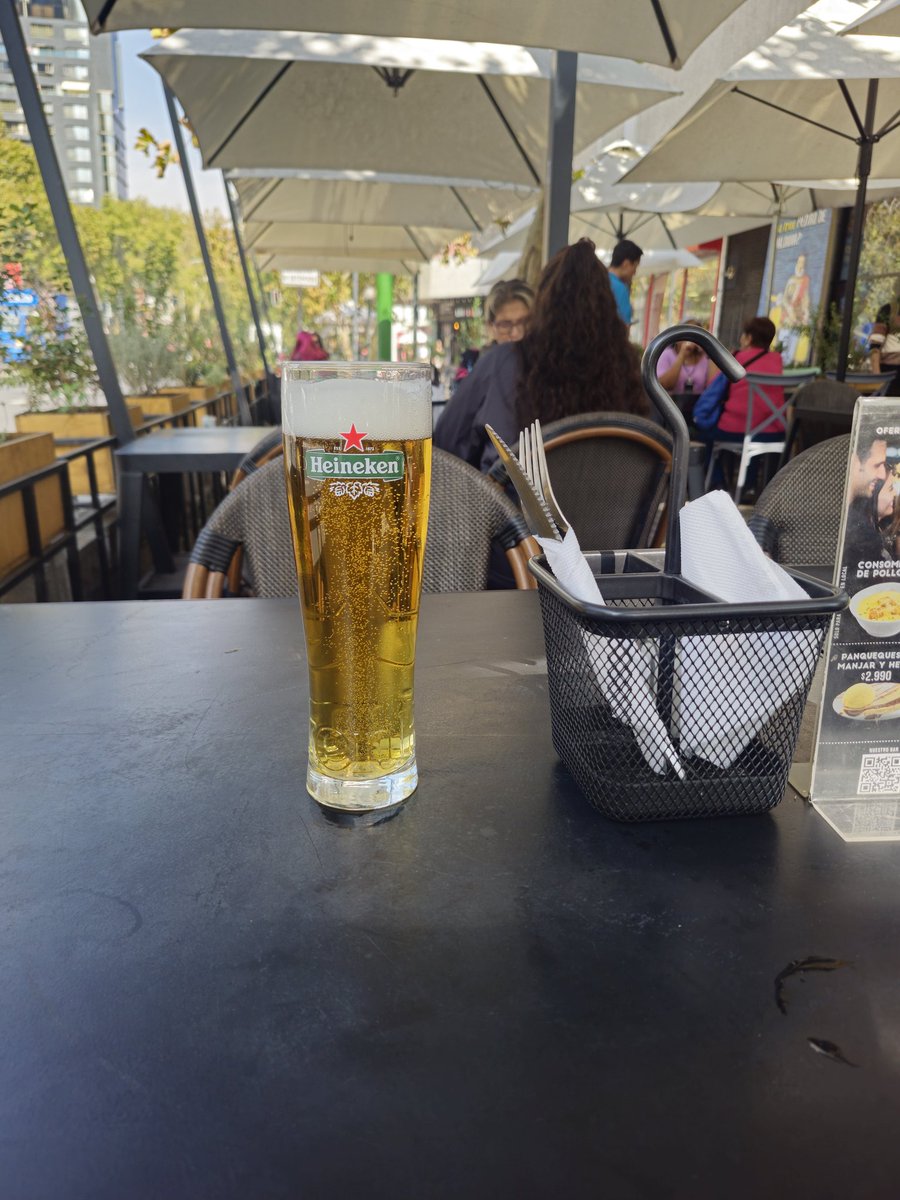 Alguien por providencia para tomar algo ?