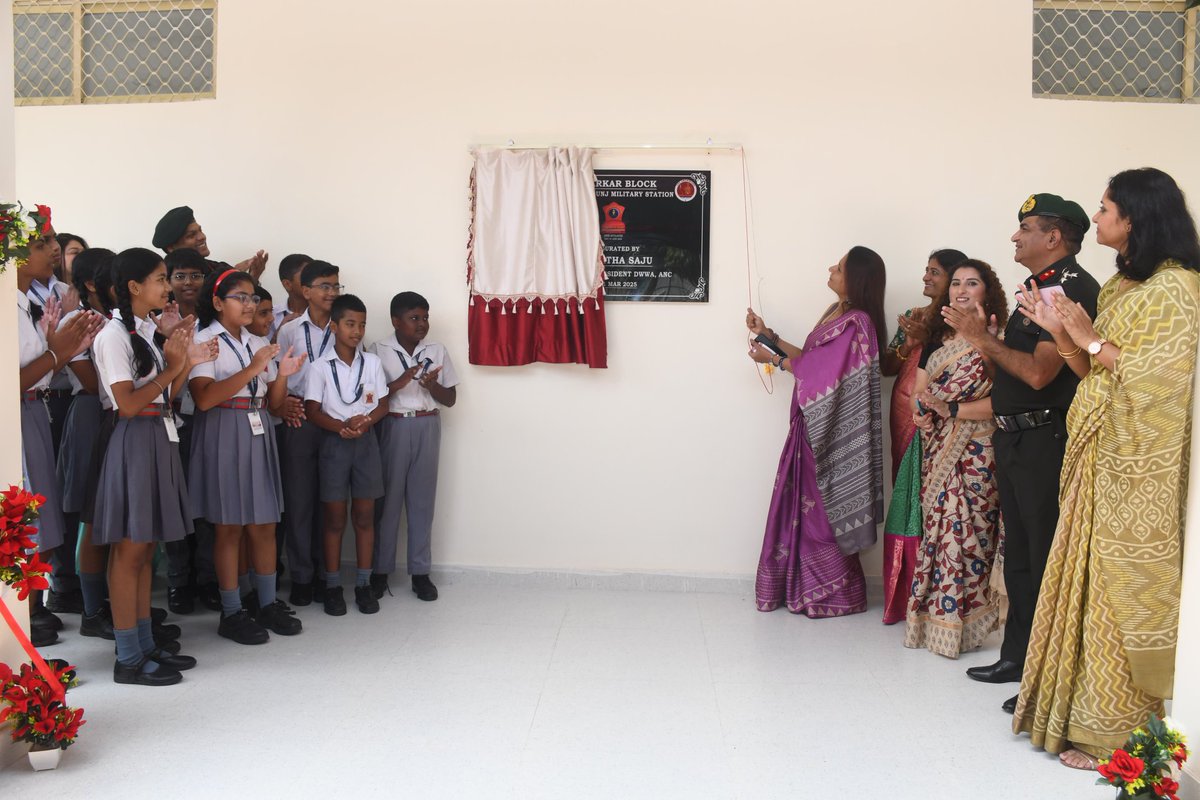 AN_Command's tweet photo. On 31 Mar 25, Mrs Latha Saju, Regional President #DWWA, #ANC, visited #APS Brichgunj, inaugurated ‘Savarkar Block’ & handed over the CBSE affiliation certificate, appreciating #ArmyComponent’s efforts in affiliation & infrastructure development. https://t.co/dmEXhs2M9P