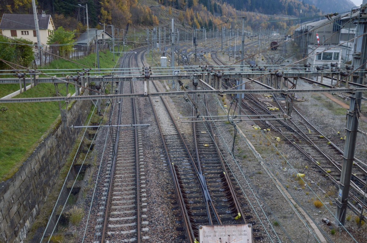 ⚠️ Il est donc à craindre que certains trafics, notamment combiné rail/route, ne retrouvent pas le même niveau de remplissage d’avant l’été 2023 voire ne reprennent pas du tout. Il faudra certainement plusieurs mois sans incidents pour re-convaincre les chargeurs du transport