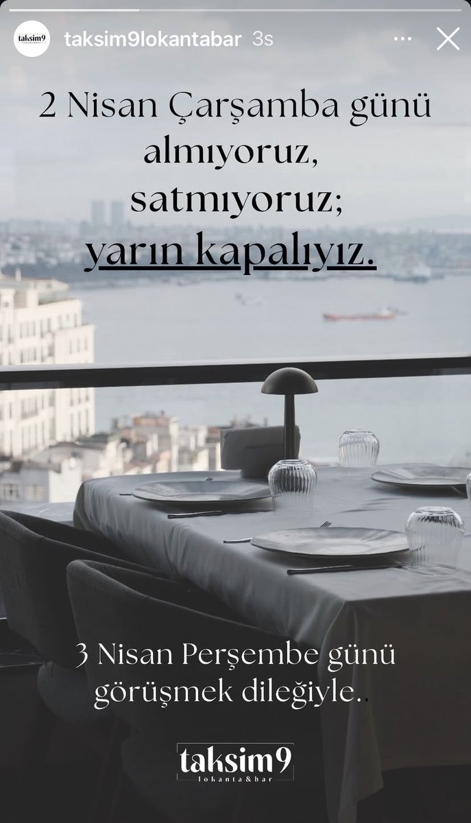 Beyoğlu geceleri benim için bir yaşam sebebi. Bu sitede kızılsa da hatta zenginiz sanılsa da yaşadığımı saklamadım.
Buralara boşa gönül ve ömür vermemişiz. 
Müdavim mekanlarımızda boş yok.
Kalanlar sığmadı…