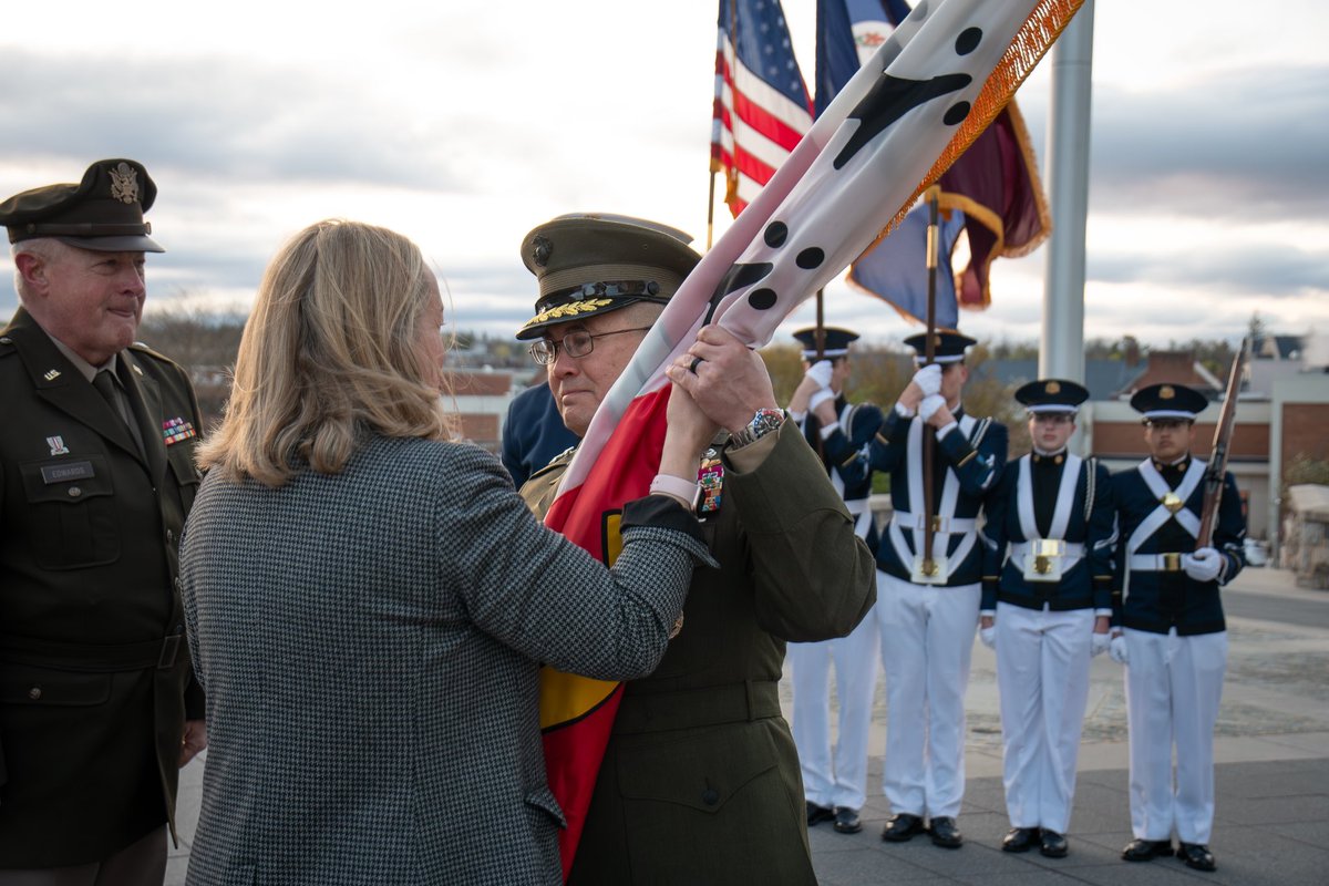 VTCorpsofCadets's tweet image. This morning, the regiment conducted a change of command between Brig. Gen. Edwards and our new commandant, Maj. Gen. William Seely.

We are deeply grateful for Brig. Gen. Edwards’ leadership during his tenure, and excited to begin our journey with Maj. Gen. Seely in command.
