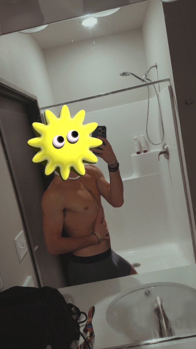 Post gym shower for the win… sad it wasn’t post gym cardio😉