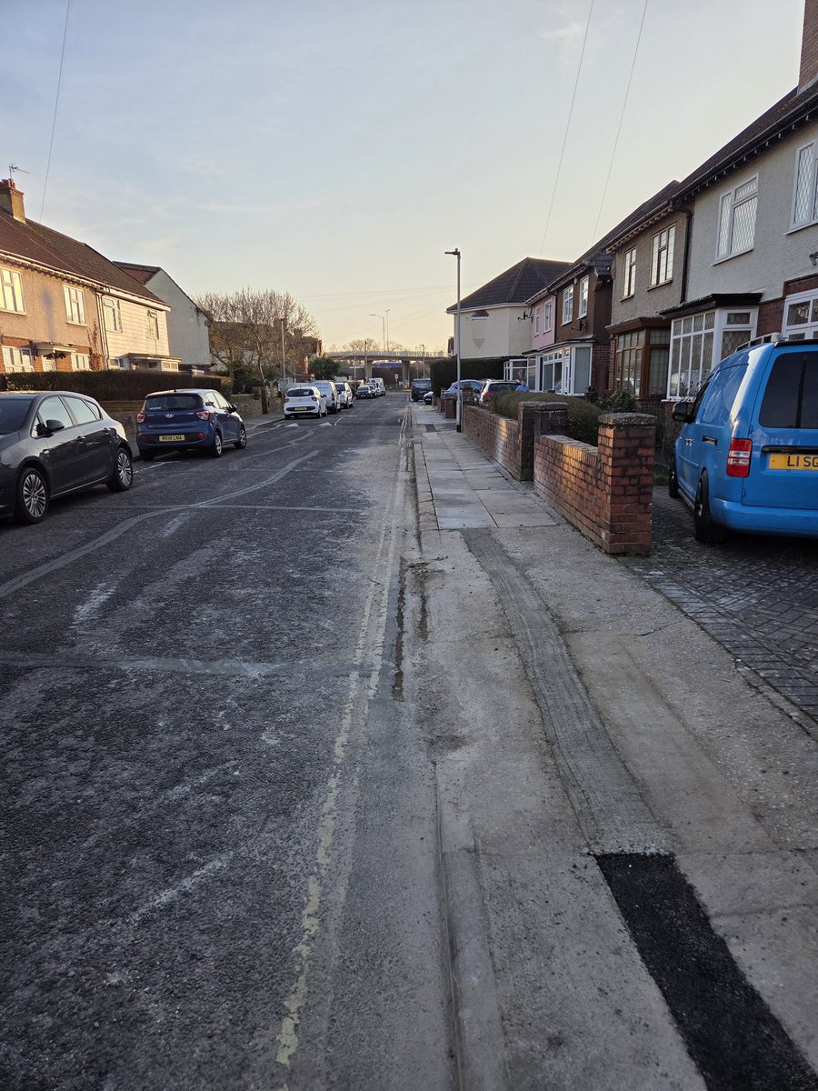 Damian Clarke tweet media