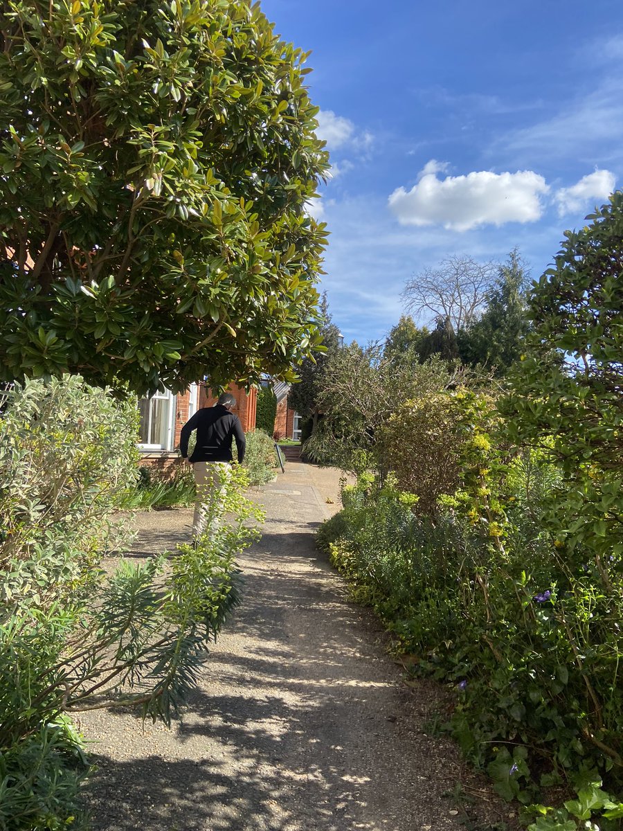 It was a wonderful and fulfilling time performing for such a warm audience with Nigel Yandell at Hughes Hall Cambridge!🥰 We played in a lovely venue with lots of sunshine and nature in view☀️
Thank you so much to everyone who came to listen and Festival of International Arts 😍