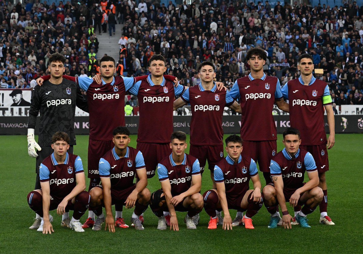 m_unalisik's tweet photo. UEFA Gençlik Ligi çeyrek finalinde Inter’i mağlup ederek yarı finale yükselen Trabzonspor U19 takımını gönülden kutluyorum! 

Şampiyonluk yolunda başarılar Trabzon’um! https://t.co/OTEI2LHD86